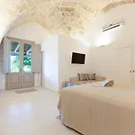 Masseria Macchiaforte Aparthotel 4*