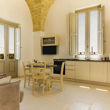 Apartmanhotel Masseria Macchiaforte 4*