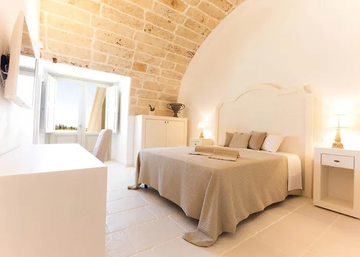 Masseria Macchiaforte Aparthotel 4*